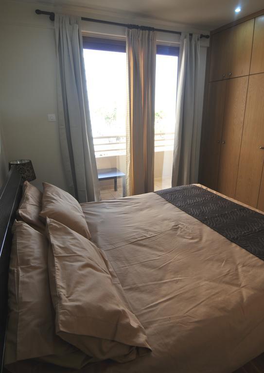 Ithaki Phinikoudes Apartment No. 204 Larnaca Quarto foto
