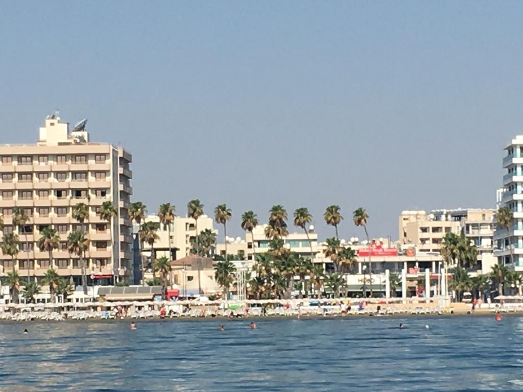 Ithaki Phinikoudes Apartment No. 204 Larnaca Exterior foto